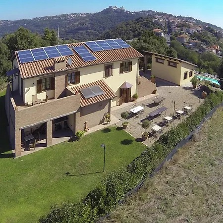 Hébergement de vacances Mansion In With Swimming Pool *