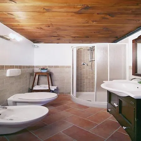 Mansion In With Swimming Pool Montefiascone